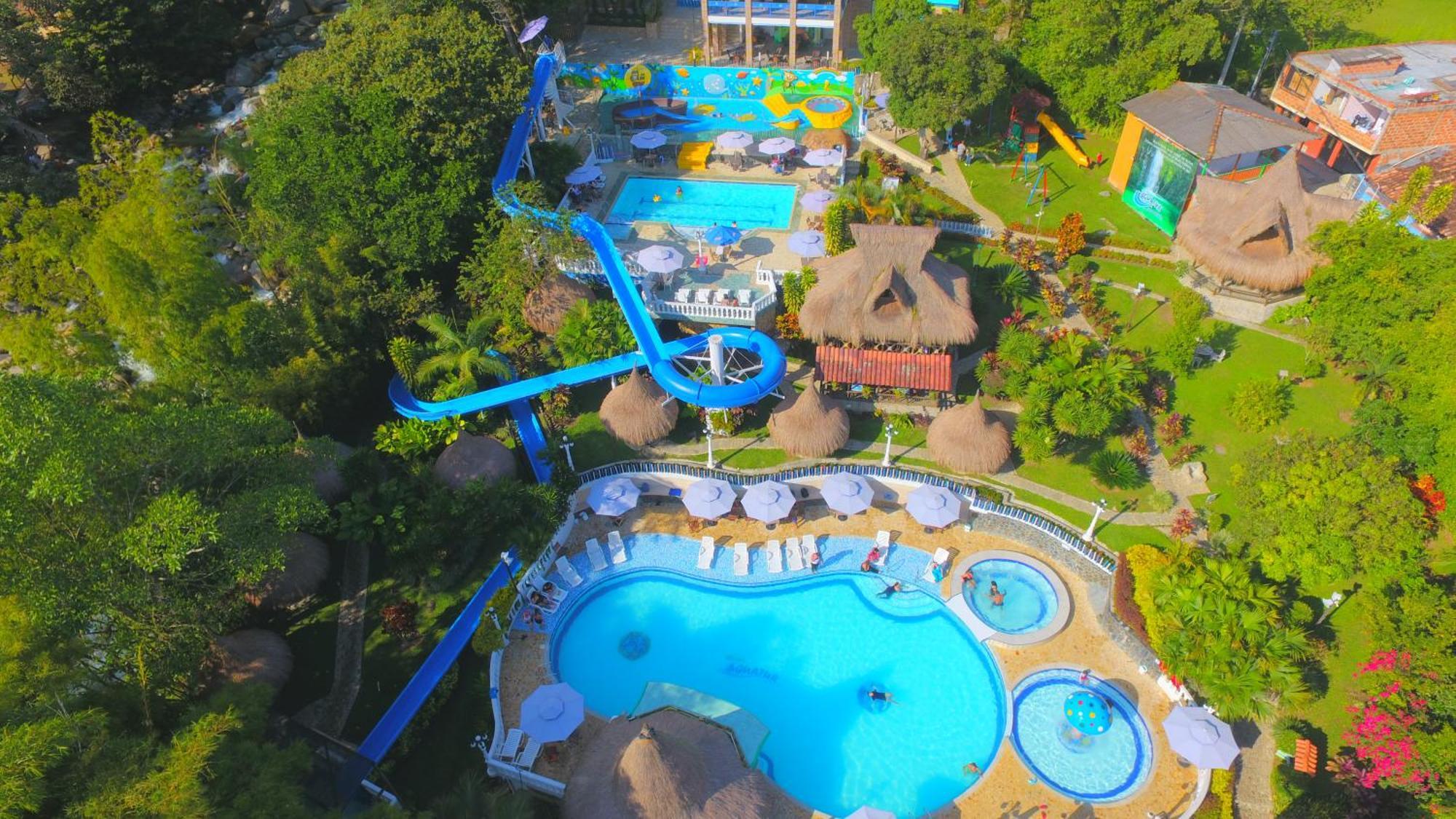 Hotel Aguatur Cocorná Exteriér fotografie
