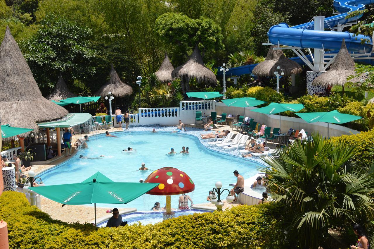 Hotel Aguatur Cocorná Exteriér fotografie